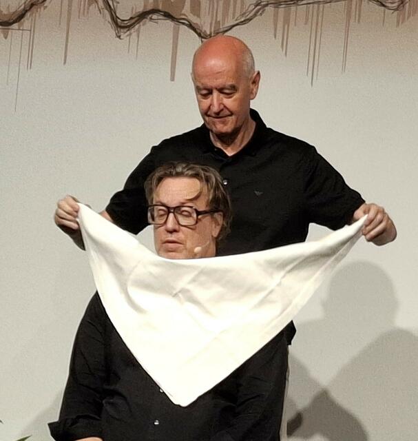 Hermann Döllerer und Nicholas Ofczarek.