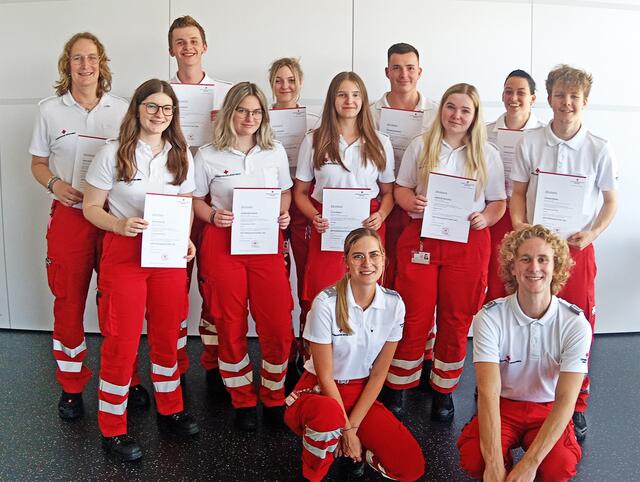 Die 10 Jungen Absolventen | Foto: Rotes Kreuz Bruck an der Mur