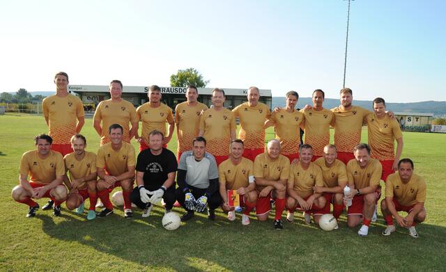 FC Landtag beim Sportfest des SC Trausdorf. | Foto: Gregor Hafner