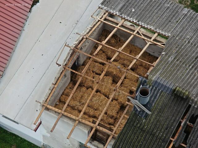 Häuser und Wirtschaftsgebäude wurden teils oder zur Gänze abgedeckt.  | Foto: BFVRA