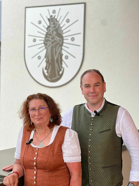 Bürgermeister Elmar Steiner und Vizebürgermeisterin Theresia Muhrer. | Foto: Sommer
