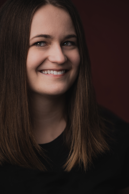 Am 19. September bringt Evelin Pichler mit ihrem Best-of-Programm ihre besten Nummern zurück auf die Bühne und zeigt, warum sie zu den größten Shootingstars der Kabarettszene gehört. | Foto: Nils Schwarz