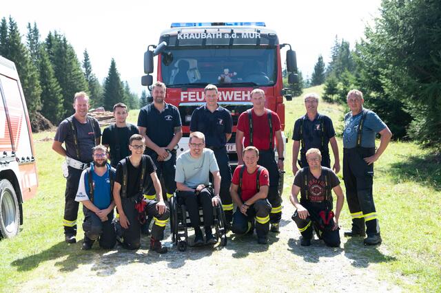 Glückliche Gesichter nach der erfolgreichen Großübung im Raum Kaisersberg, St. Michael. | Foto: BFV Leoben