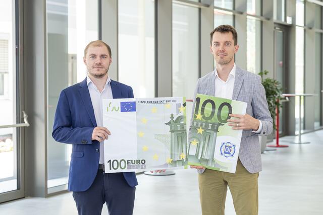 Christian Wipfler und Dominik Santner fordern eine Senkung der Steuern- und Abgabenlast. | Foto: Foto Fischer