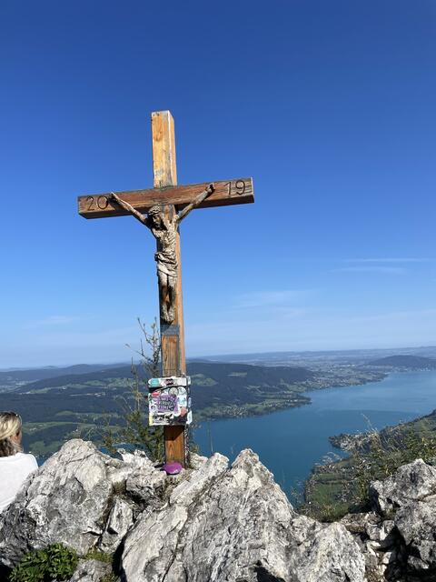 Ausblick vom Mahdlgupf über den Attersee.  | Foto: Silvia Viessmann