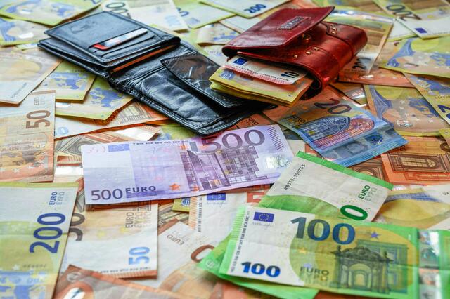 Heute ist "Tax Freedom Day" oder "Steuerstopptag", was bedeutet, heute haben auch Burgenländerinnen und Burgenländer ausreichend verdient, um alle Steuern und Abgaben für dieses Jahr zu bezahlen.  | Foto: Willfried Wende auf Unsplash