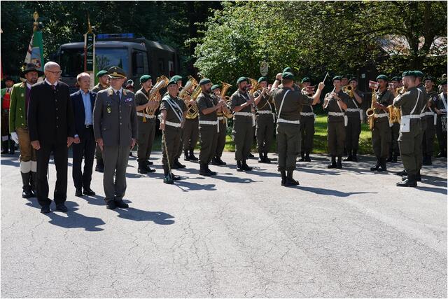 Das Militärkommando Tirol als Traditionsträger des Tiroler Landsturmes und der Tiroler Standschützen gesachte der dritten Schlacht am Bergisel von 1809 | Foto: Erich Staudinger