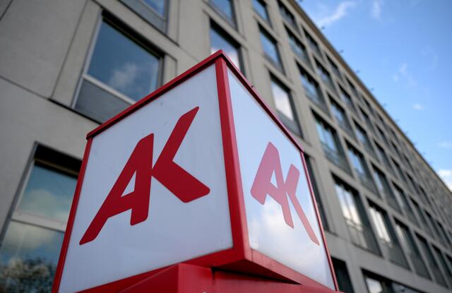 Die Arbeiterkammer (AK) Oberösterreich teilte in einer Aussendung am Samstag mit, dass sich im vergangenen Juli erste Konsumentinnen und Konsumenten beschwert haben, weil Jollydays-Gutscheine nicht eingelöst wurden.  | Foto: ROLAND SCHLAGER / APA / picturedesk.com