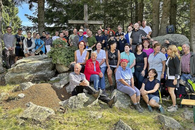 Die 50. Kraubather Bergmesse war wieder ein voller Erfolg. Zahlreiche Wanderinnen und Wanderer folgten der Einladung der Freiwilligen Feuerwehr Kraubath an der Mur. | Foto: FF Kraubath/Mur
