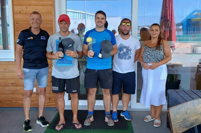Sieger Hauptrunde: Hans Peter Hadek, Klaus Tölly, Peter Klepits, Stefan Pongracz, Stadträtin Manuela Horvath | Foto: UTC Oberwart