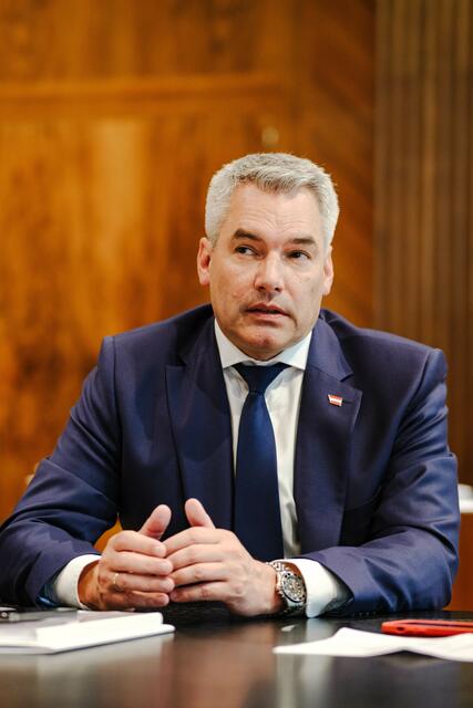 Karl Nehammer: Im Waldviertel gibt es gute Beispiele, wo 17 Gemeinden Kindergartenverbände gebildet haben, um so die Kleinkindbetreuung zu organisieren.  | Foto: Roland Ferrigato