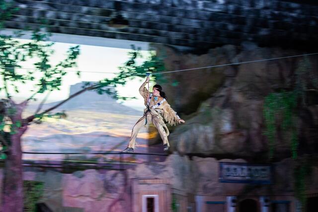 Winnetou "fliegt" auch nächstes Jahr wieder. | Foto: Coutier