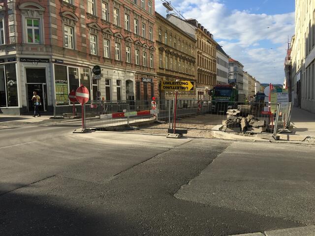 An den Kreuzungen Wattgasse/Seeböckgasse sowie Wattgasse/Geblergasse entstehen neue Mittelinseln. | Foto: Anja Gaugl