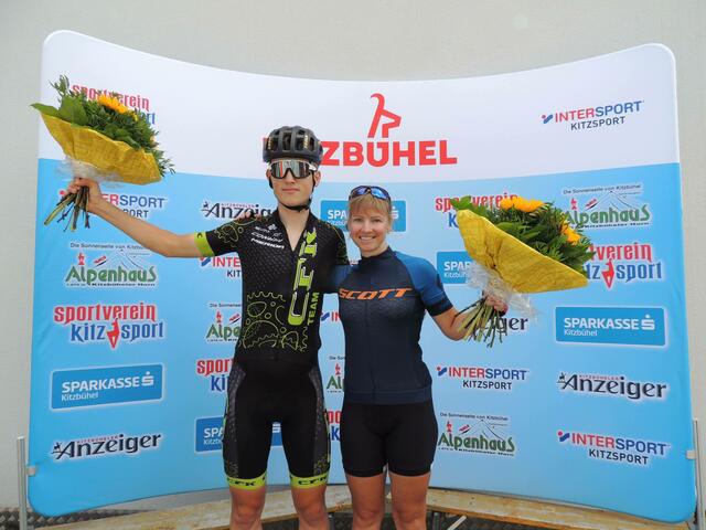 Julia Sörgel und Daniel Eichmair holten sich den Sieg beim 35. Hahnenkamm MTB-Rennen. | Foto: SV Kitzsport