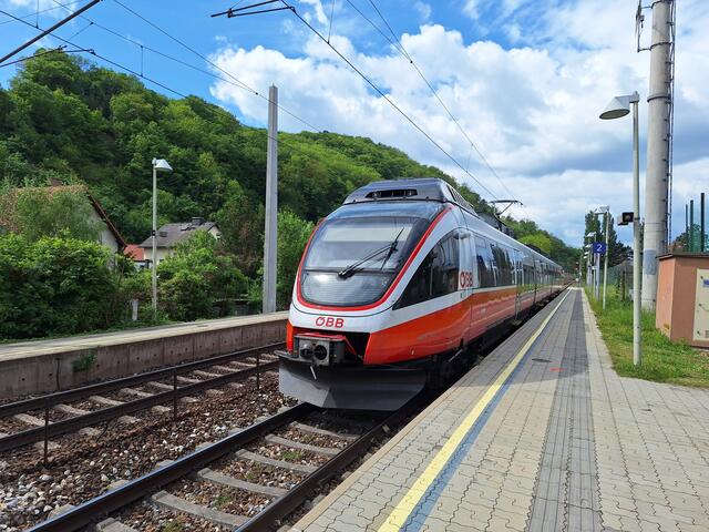 Ab 2. September fahren wieder Züge statt Ersatz-Busse zwischen St. Andrä-Wördern und Klosterneuburg Weidling. | Foto: ÖBB/Kiechl