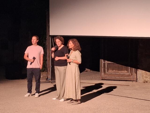 Andreas Kössl, Obmann Verein Filmzuckerl mitRegisseurin Kat Rohrer und Darstellerin Proschat Madani