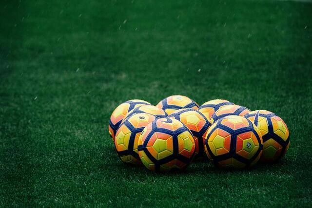 Auf künftige Fußballtore im Währinger Park muss man wohl noch länger warten. Der Antrag wurde in den Umweltausschuss zugewiesen.  | Foto: Fanga Studio/Unsplash