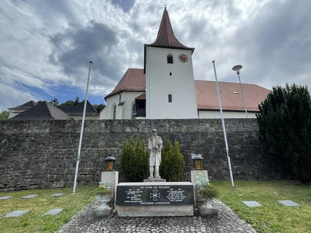 Die feierliche Verabschiedung von Leidenfrost erfolgt in der Pfarrkirche Altlengbach mit einem Requiem und anschließendem Gang zum Kriegerdenkmal, wo eine Aussegnung mit Verabschiedung stattfindet. | Foto: Lauren Seywald
