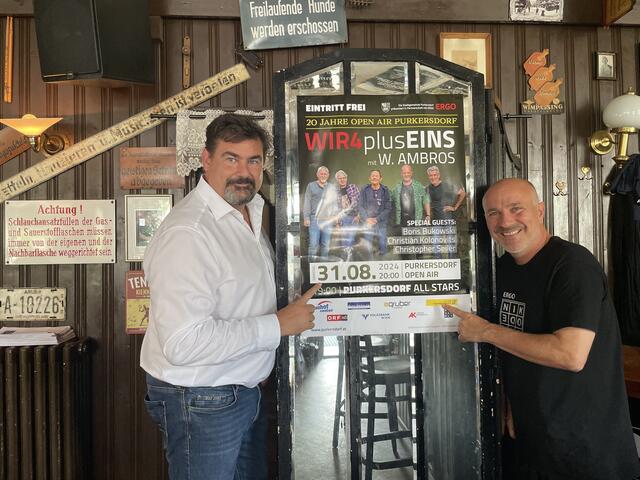Stefan Steinbichler und Niki Neunteufel vor dem großen 20 Jahr Jubiläum des Purkersdorfer Open Air Sommers. | Foto: Nina Taurok
