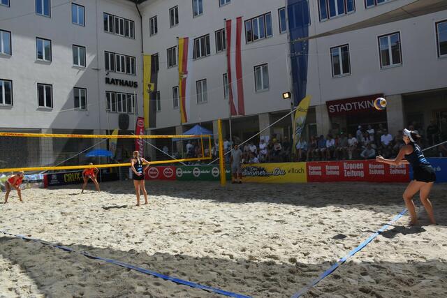 In der Villacher Innenstadt werden sich am Wochenende zahlreiche Beachvolleyball-Fans tummeln. | Foto: Privat