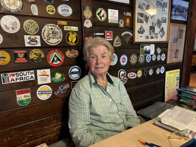 Gretl Getzinger, 88 Jahre, ist seit 1959 auf dem Campingplatz Schloss Aigen. Aktuell ist ihre Tochter Eva die Chefin. | Foto: Schrofner