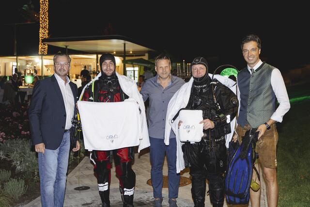 Taucher der Feuerwehr brachten eine Schatzkiste zutage. | Foto: Region Graz_www.wolfganghummer.com