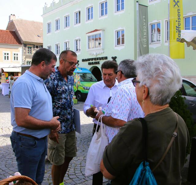 Marktgepräch.