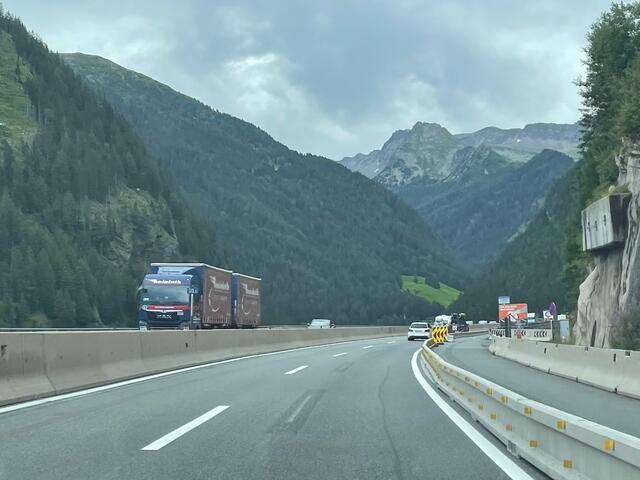 Geht es nach Bgm. Karl Mühlsteiger soll die A13 am 14. oder am 21. September ganztags blockiert werden. | Foto: Kainz