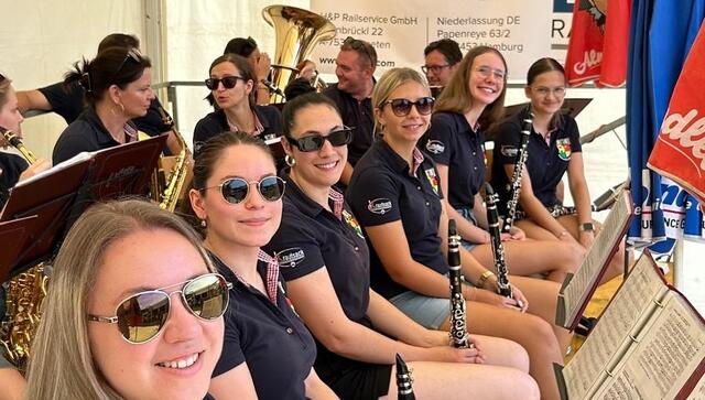 Der Musikverein Kemeten spielte beim Frühschoppen der Feuerwehr auf. | Foto: Musikverein Kemeten
