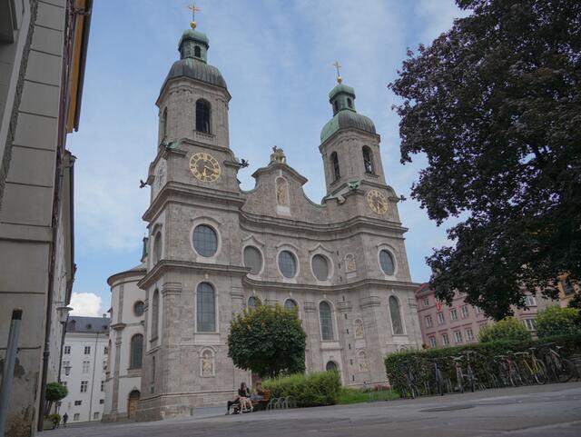 Als 1964 Innsbruck zum Bischofssitz wurde, wurde St. Jakob von Papst Paul VI. damit zum Dom erhoben. Heute ist die Dompfarre Teil des Seelsorgeraums Dreiheiligen-St.Jakob. | Foto: Cincelli/dibk