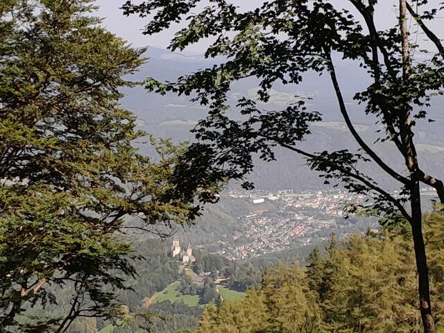 Burg Wartenstein und Gloggnitz - diese Ausblicksfenster hatte ich nicht mehr erinnert.
