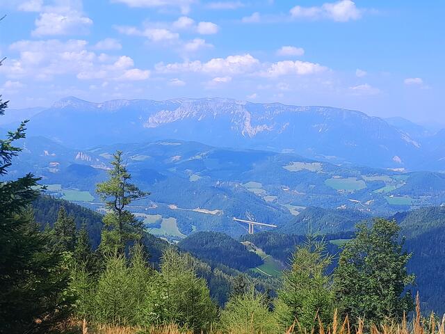 Blick Richtung Semmering - ist es nicht schön bei uns?