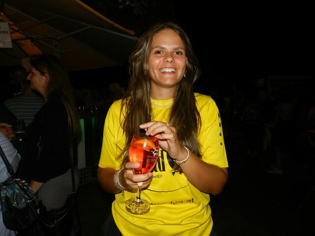 Carmen Dankova trinkt am liebsten Aperol gespritzt. | Foto: Heribert Punz