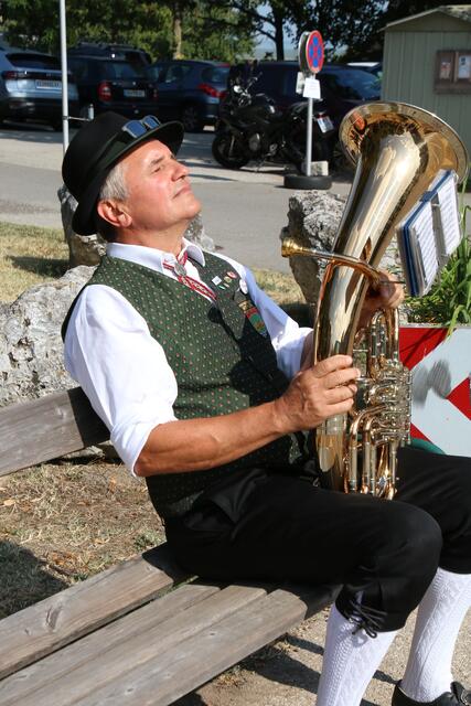 noch kurz die Sonne Genießen, Christian aus Hof am Leithaberge   | Foto: Eduard Wimmer