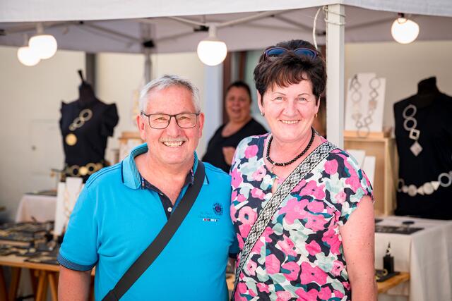 Stammgäste am Honigfest: Manfred und Maria aus Berg.