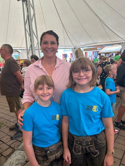 Margarethe mit ihren Töchtern Anna Maria und Andrea | Foto: Anita Vorreiter