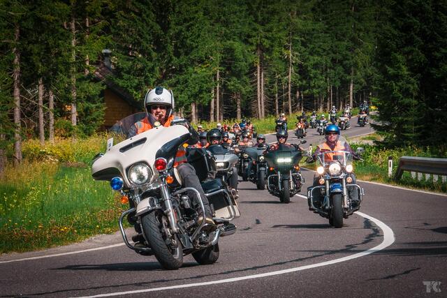 Die jährliche Harley-Davidson Charity-Tour sammelt Spenden für muskelkranke Menschen.  | Foto: Thomas Csincsich/ Harley-Davidson Charity-Fonds