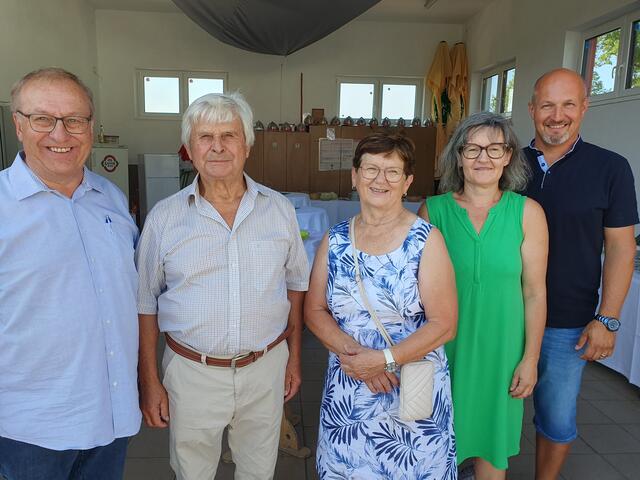 Glückwünsche an Otto Fasching | Foto: NÖ Senioren