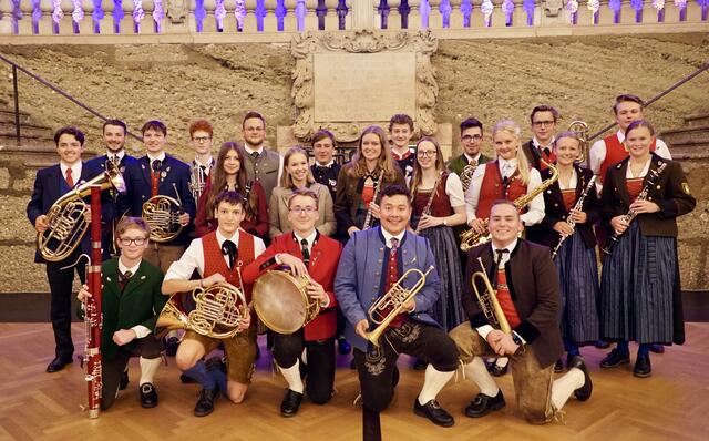 Im Bild: Alle jungen Teilnehmer aus Salzburg. Alle teilnehmenden Jungmusikerinnen und Jungmusiker spielen auf dem Niveau des Leistungsabzeichens in Gold. | Foto: re*creation / Renate Stelzl