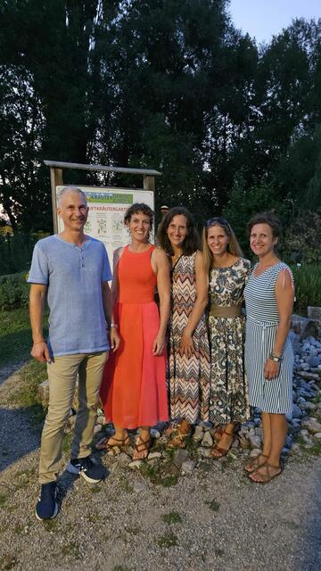 Michael Strasser mit den Organisatorinnen der Gartensommernacht,  Lotte Riesenhuber, Sabine Gruber, Sabine Strasser, Katharina Hinterberger | Foto: Kräutergarten Weinburg