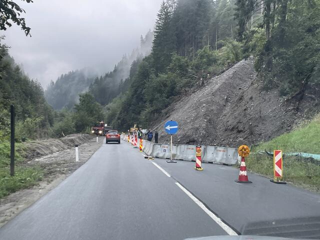 Das Ausmaß der Vermurungen wird hier sichtbar – eine Spur steht aber wieder zur Verfügung. | Foto: Hassl