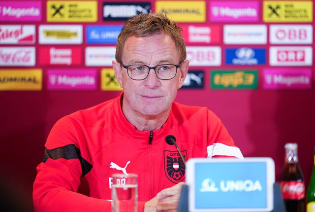 ÖFB-Teamchef Ralf Rangnick präsentierte am Dienstagabend den Kader für die bevorstehenden Partien in der UEFA Nations League. | Foto: EVA MANHART / APA / picturedesk.com