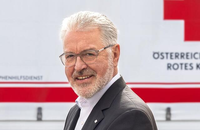 Walter Aichinger: Der Präsident des Roten Kreuzes Oberösterreich ist am 27. August 71-jährig verstorben. | Foto: vivatis