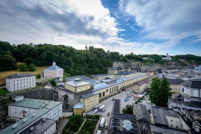 Die Umbauarbeiten im Festspielbezirk starten | Foto: SF / Breitegger