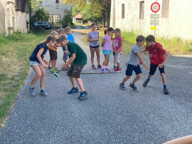 Spiel und Spaß durften bei der Wanderung natürlich nicht fehlen. | Foto: Sabine Engleder