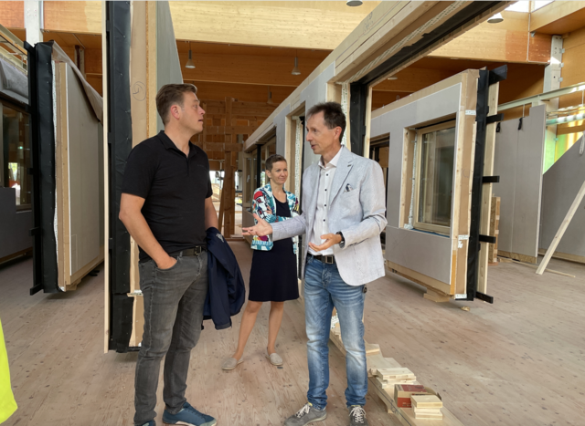 V. l.: Stefan Kaineder mit Claudia und Bernhard Mittermayr. | Foto: Veronika Mair