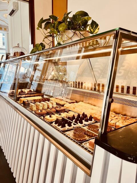 Die Mehlspeiskarte wurde durch Kreationen von Jürgen Vsetecka erweitert. | Foto: Café Prückel