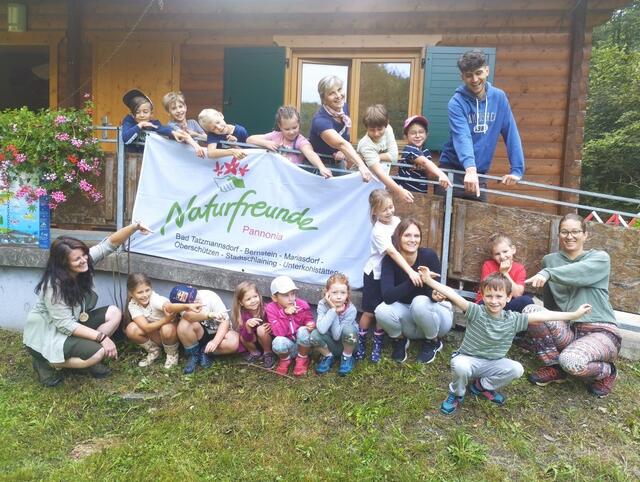 Die Kinder hatten bei den "NaturErlebnisWochen" in Aschau viel Spaß und lernten Flora und Fauna kennen. | Foto: Naturfreunde Pannonia