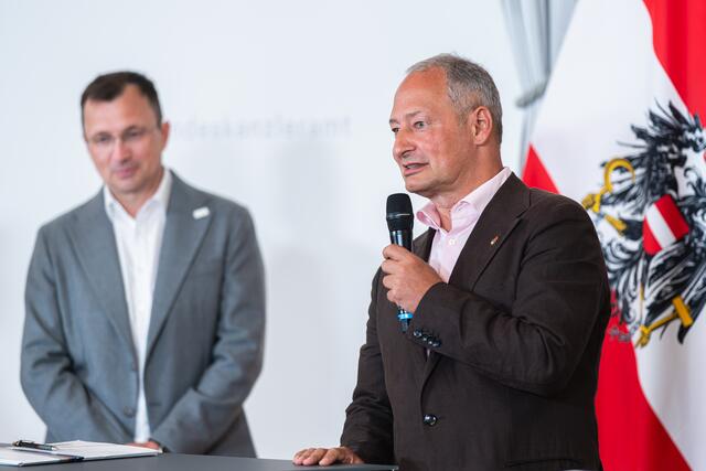 Im Bild: Andreas Schieder, Vorsitzender der Naturfreunde Österreich:. | Foto: BKA/Schrötter