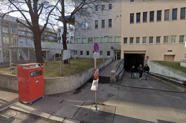Die Polizeistation Wurmsergasse soll demnächst ausgebaut statt geschlossen werden. Dafür setzt sich die Bezirksvorstehung ein.  | Foto: Google/Screenshot